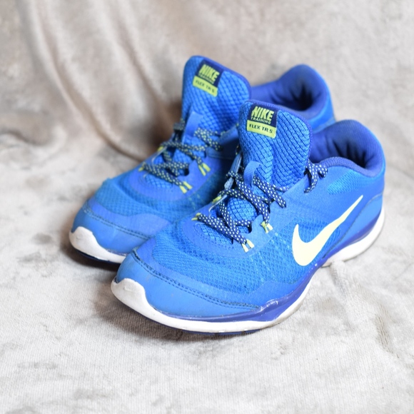 Nike Shoes - Women's Nike Flex Trainer